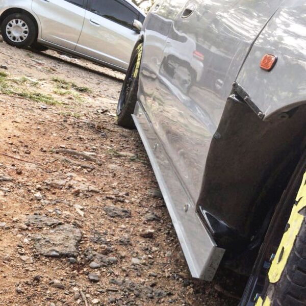 HONDA INTEGRA FENDER CUT OUT - Image 6