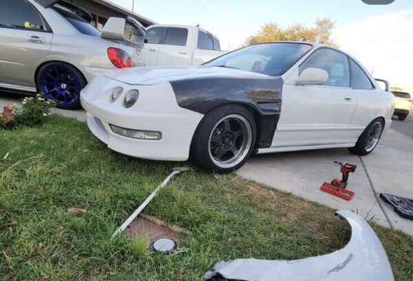 ACURA INTEGRA FRONT FENDER STYLE J’S + FENDER CUT OUT