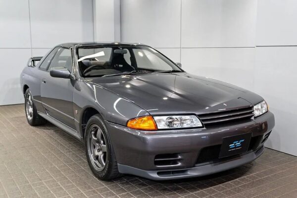NISSAN R32 DOOR OEM STYLE