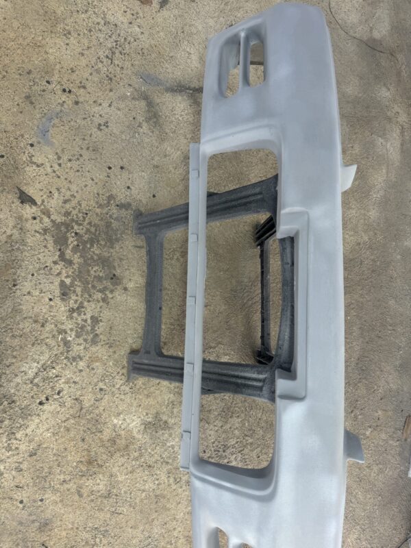 FRONT BUMPER GTR32